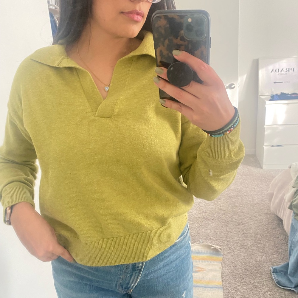 Wilfred / Aritzia sweater